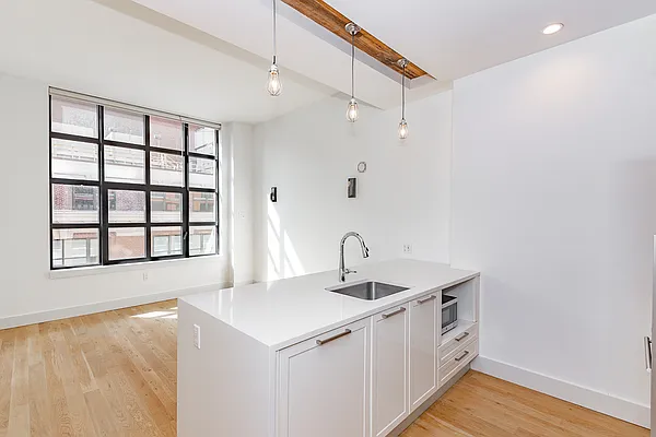 Rented by MySpaceNYC | media 1