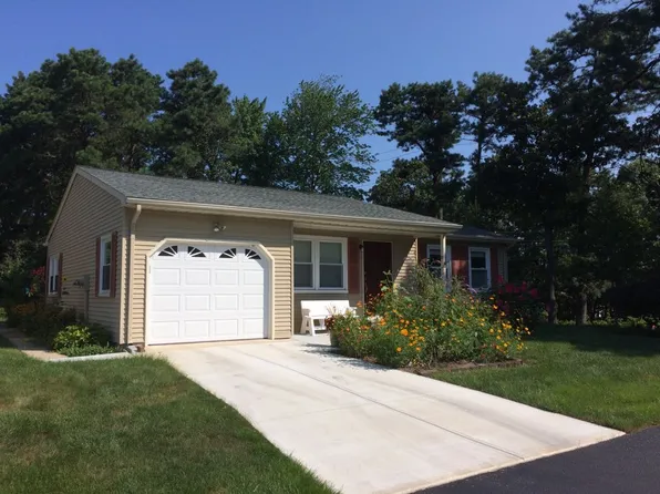 12 Caribou Dr #70, Whiting, NJ 08759