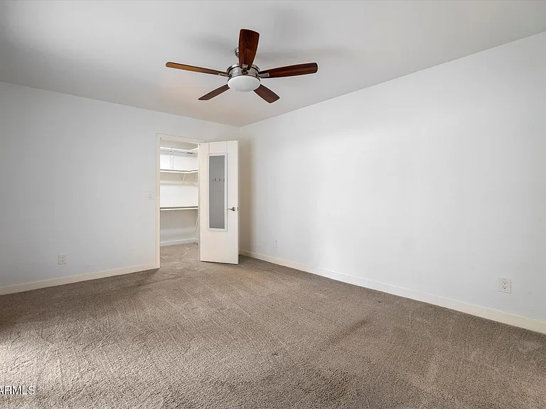 3069 E Cannon Dr — Photo 15