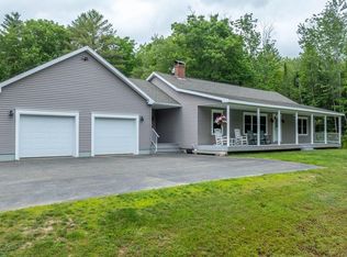 125 Carver Rd E, Monmouth, ME 04259