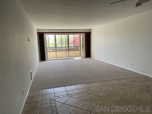 5th image of 2520 Clairemont Dr