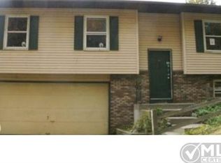 10706 Pleasant Lake Rd, Delton, MI 49046