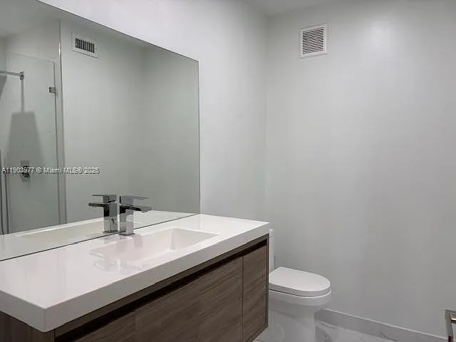 3817 Tree Top Dr — Photo 7