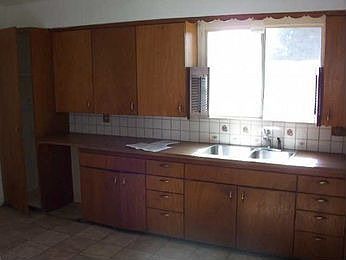 3rd image of 224 22nd Avenue Ct