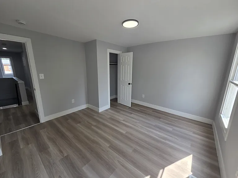 5026 Belair Rd — Photo 10