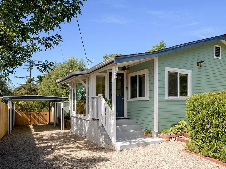 535 Arroyo Ave — Photo 1