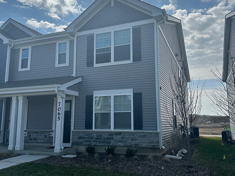 7065 Fair Oaks Rd — Photo 1