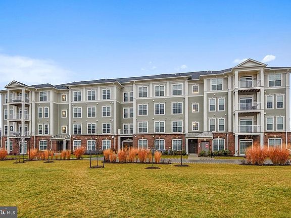 WELCOME TO 3911 DOC BERLIN DR.!