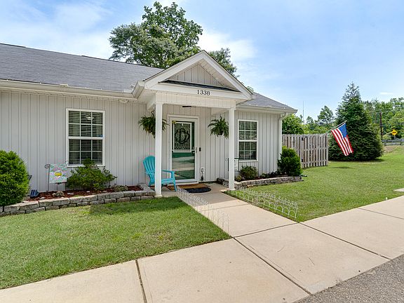 3rd image of 1338 Crawford Creek Place