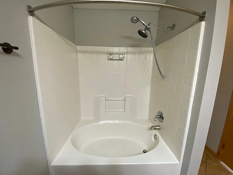 2570 Amber Valley Ct S — Photo 22