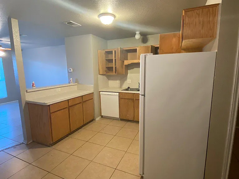 4002 Doraine Ct #B — Photo 13