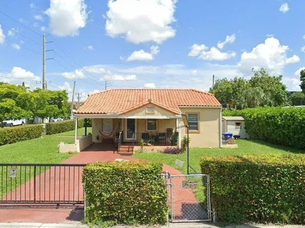 4289 NW 5th St, Miami, FL 33126