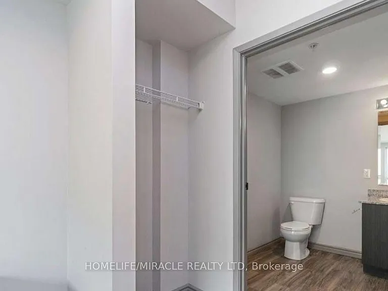275 Larch St E #407A — Photo 8