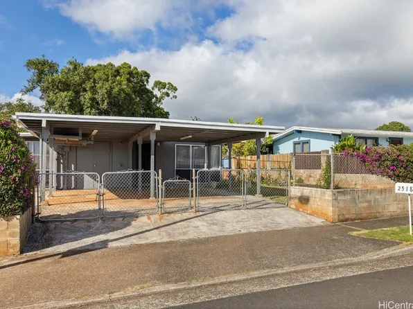 2518 Komo Mai Dr, Pearl City, HI 96782