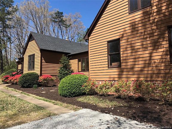 4th image of 3497 Rose Dr