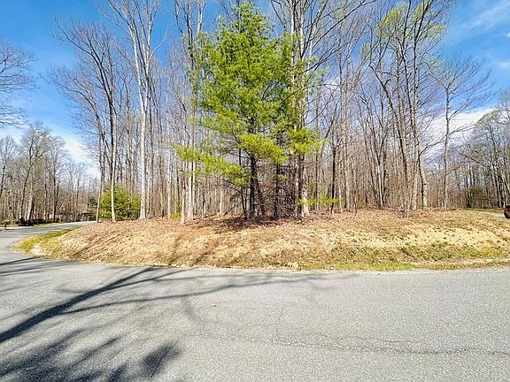 4th image of 118 Rothfield Cir