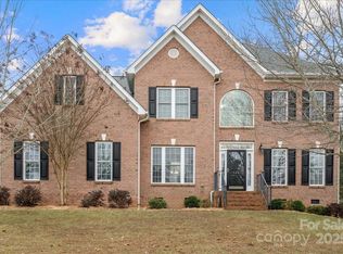 146 Weeping Spring Dr, Mooresville, NC 28115