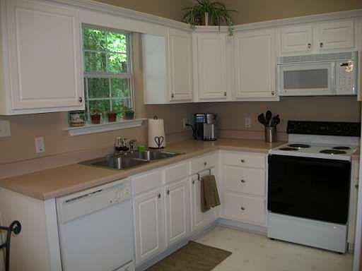 4th image of 153 Line Creek Cir