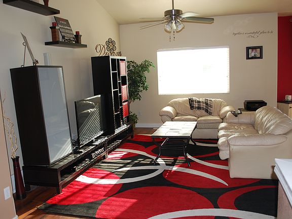 2nd image of 5509 N Windsor Way