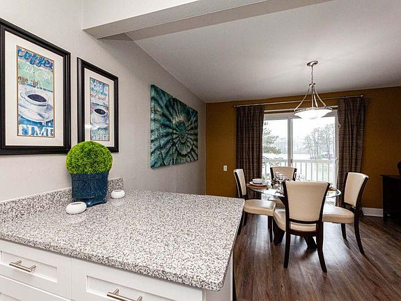 4th image of 1333 Riverfront Ct #302