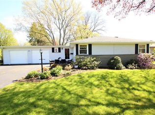 127 Maybrooke Rd, Rochester, NY 14618