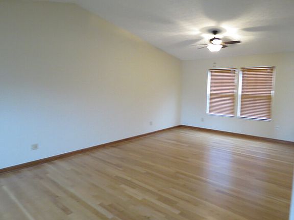 3rd image of 5451 Bentonhurst Ct