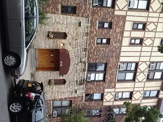 Rented by John Tsavalos LREB