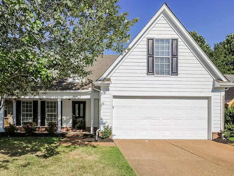 1424 Radley Cv — Photo 1