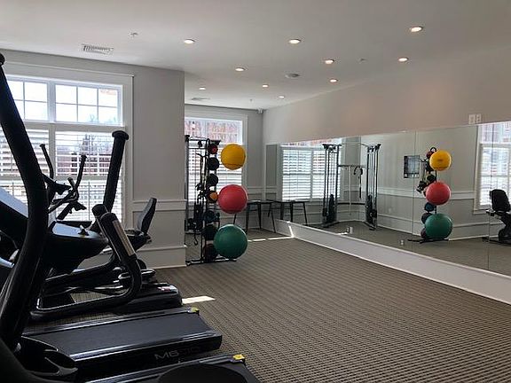 3rd image of 44980 Hamptons Blvd APT 107