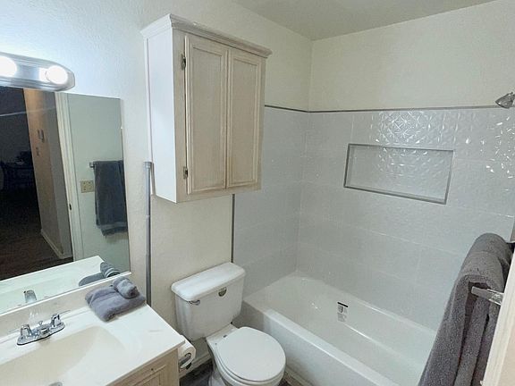 5th image of 2402 Kimberly Ln #4