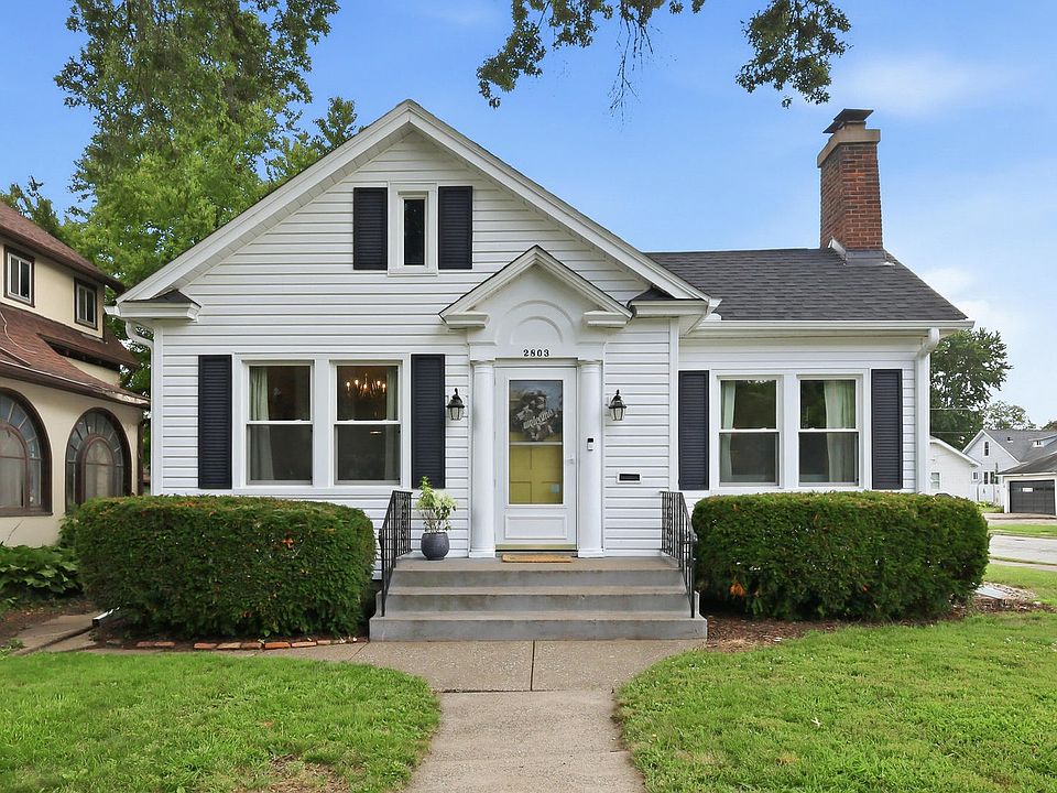 1st image of 2803 Grand Ave