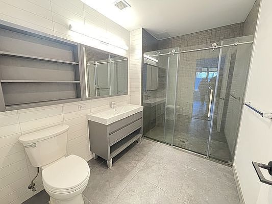 5th image of 34-22 35th St #1B