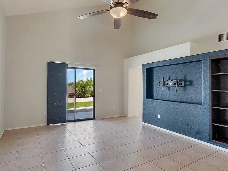 2420 W Tyler River Dr — Photo 8