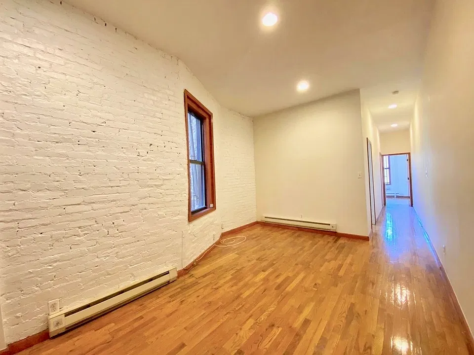 40 Cumberland St #2B