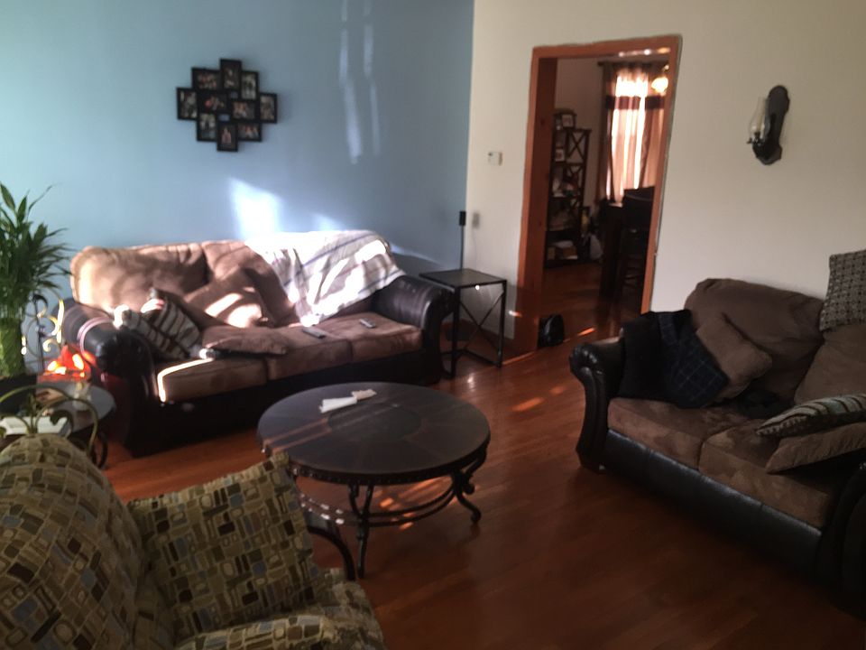 2nd image of 293 Keer Ave #1