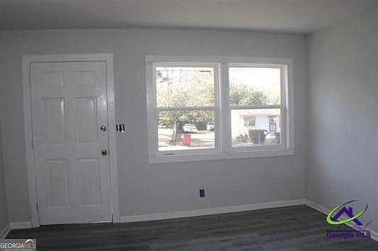 4th image of 4354 Elkan Ave