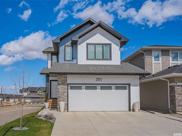 351 ANISKOTAW BEND, Saskatoon, SK S7V 1M1