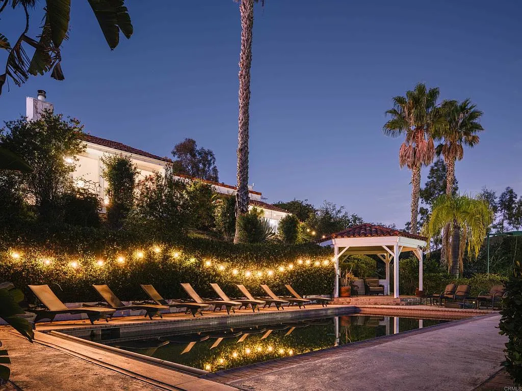 15 bed, 10372 sqft, $50,000 — Photo 3