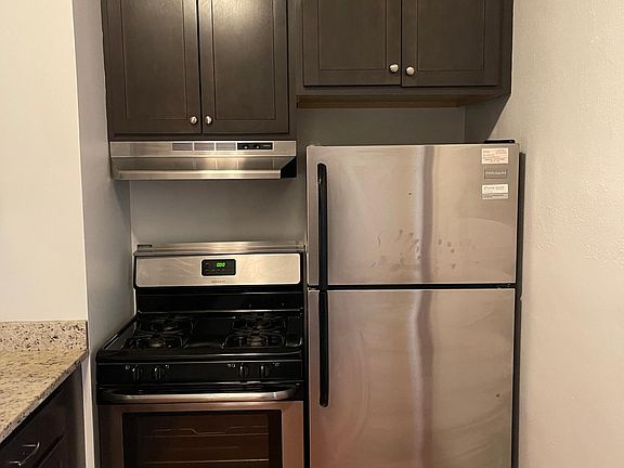 2nd image of 658 Grand Ave APT D