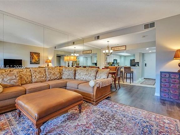 4th image of 13 Harbourside Ln APT 7138