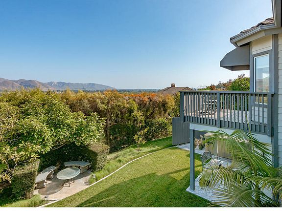4th image of 622 Lassen Dr