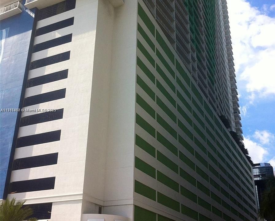 1st image of 1200 Brickell Bay Dr APT 2521