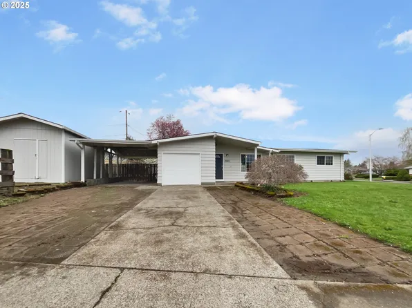 2351 NE 138th Pl, Portland, OR 97230