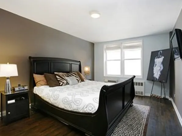 101 West 23rd Street image 1 of 6