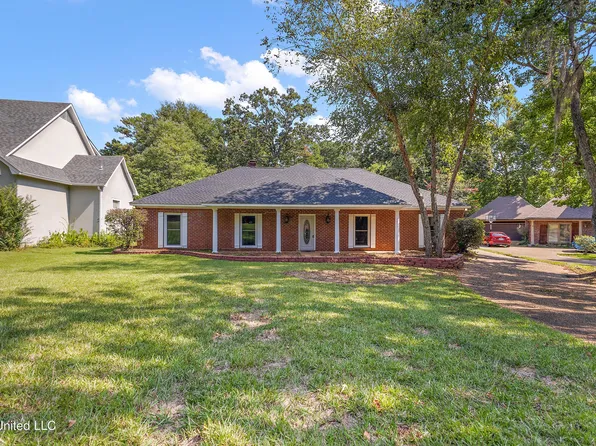 7 Avery Cir, Jackson, MS 39211