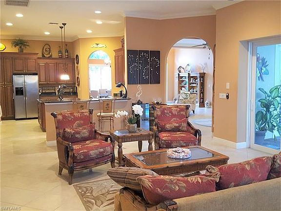 5th image of 10217 Avonleigh Dr