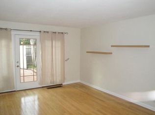 382 Newburn Dr, Pittsburgh, PA