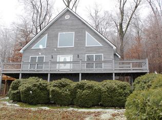 188 W Upper Village Ln, Burnside, KY 42519