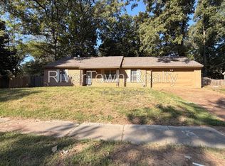 3279 Hanna Dr, Memphis, TN 38128