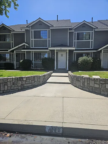 411 Tiffany Dr Photo 1